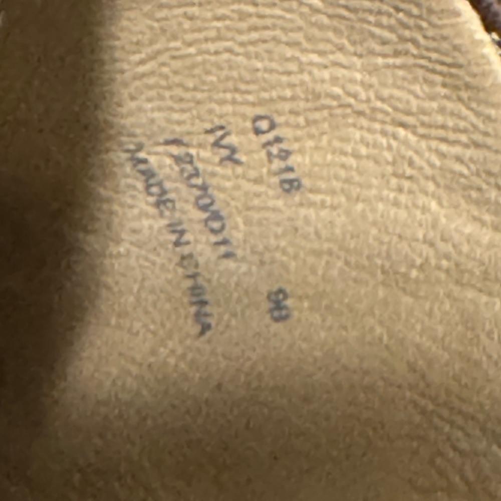 Coach Signature Tan & Brown Ivy Clog Heels. Size 9 - Picture 7 of 7